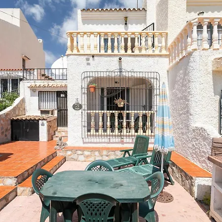 بيت للعطل Calle Altea Aigues
